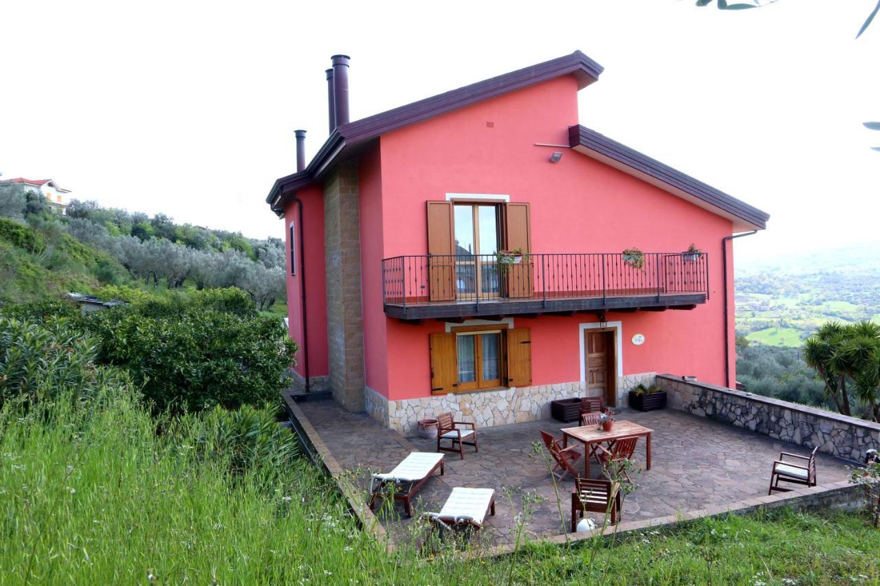 B&B La Casa Del Sole Controne Eksteriør billede